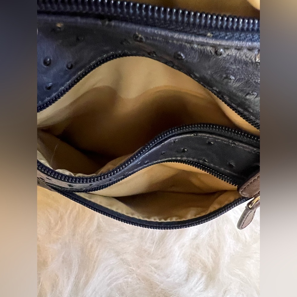 Giani Bernini Blue Ostrich-Embossed Shoulder Bag with unbranded chain crossbody - Picture 3 of 16